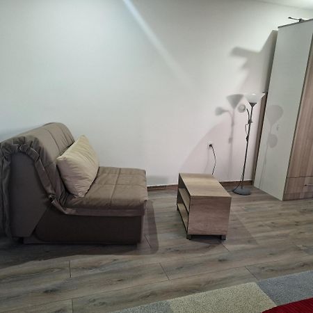 Square Apartment Paraćin المظهر الخارجي الصورة